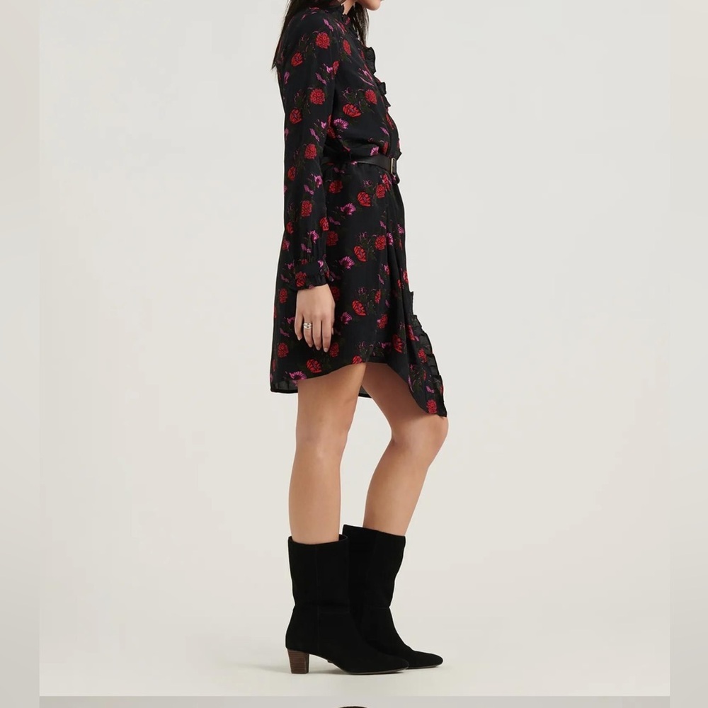 Lucky Brand Black Dress with Red and Pink Floral Pattern - Preloved